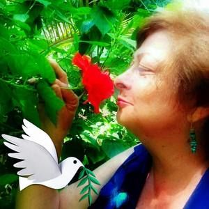 Meet your Posher, Alicia